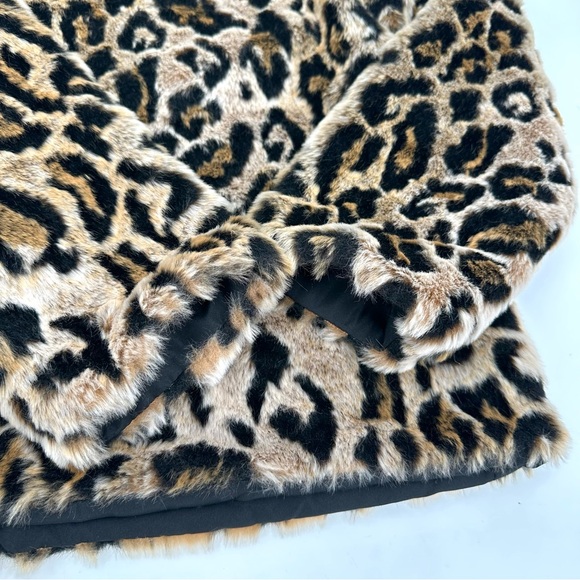 Love Token Faux Fur Jacket Women’s S Cheetah Leopard Short Coat Mob Wife Party - Picture 13 of 13